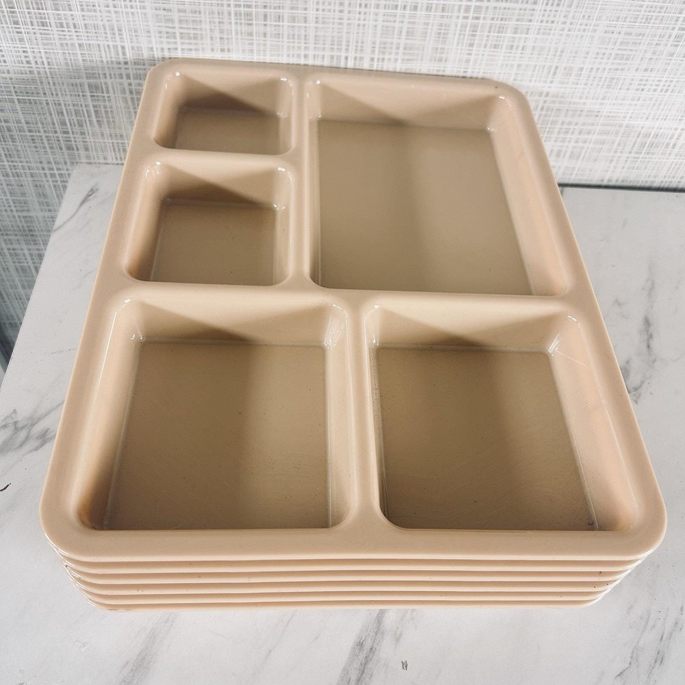 Vintage Melamine Cafeteria Trays Cambro USA Melmac Bundle Of 6 Lunch‎ Room Tan